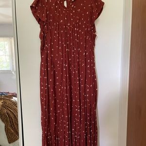 Burnt orange tiered maxi dress with pretty flower print!